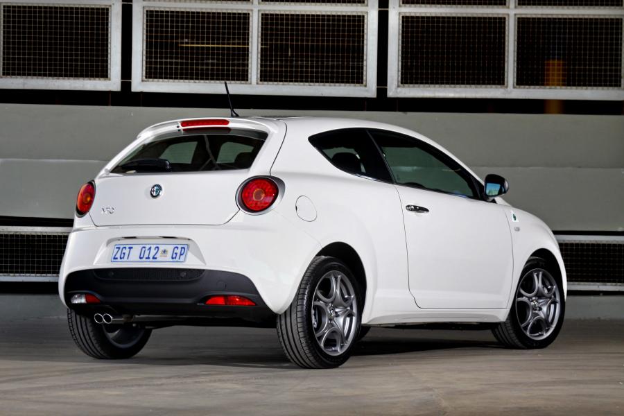  Alfa Romeo MiTo Quadrifoglio Verde (955) 2010 года  (ZA) (фото 6 из 11)